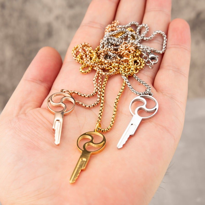 Triskelion Chastity Key Necklace 💖 - Oxy-shop